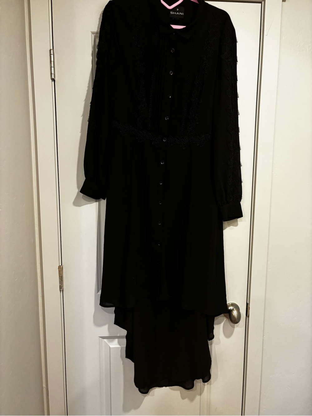 SHANI Black High-Low Button Front Midi Dress